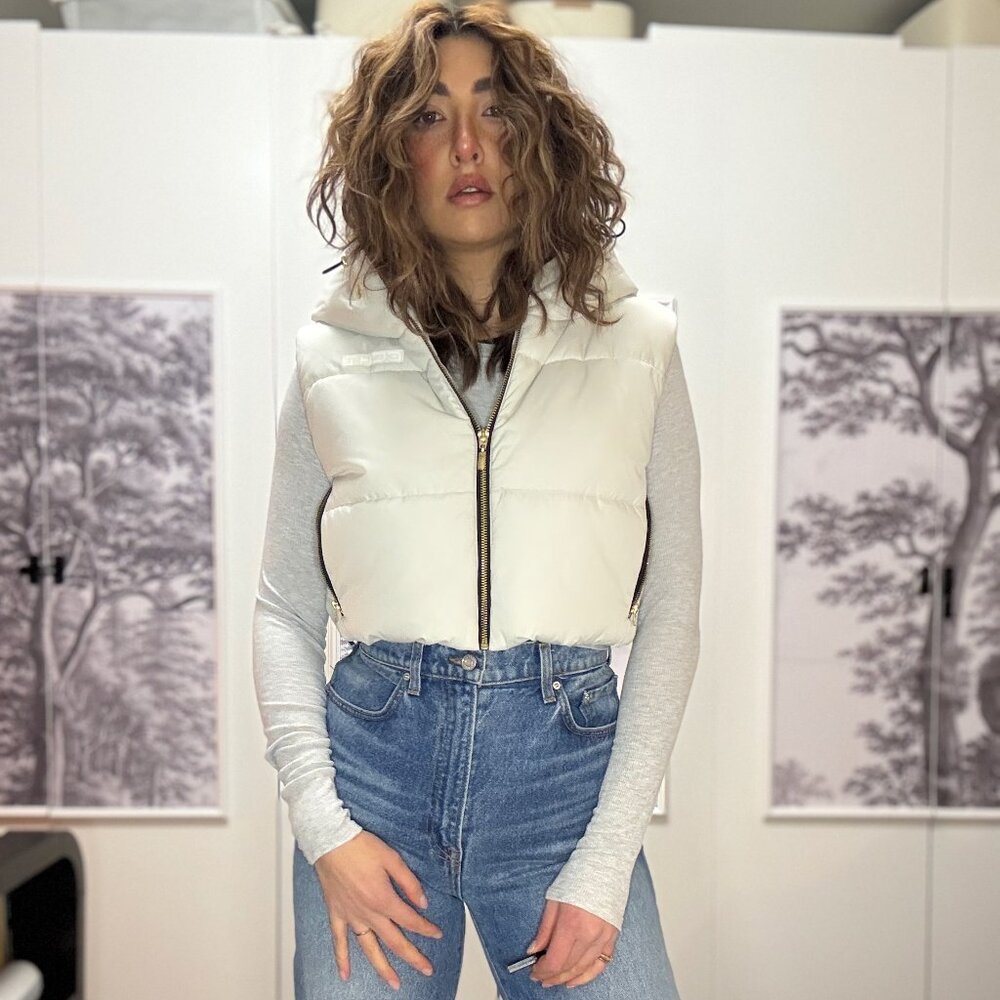 ECHT White crop puffer vest with hood Size Medium NWOT